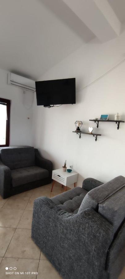 Apartments Tara Улцинь Екстер'єр фото