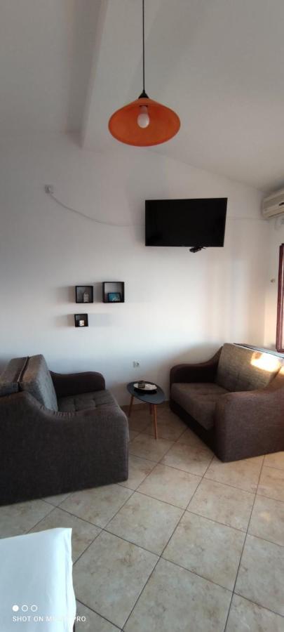 Apartments Tara Улцинь Екстер'єр фото
