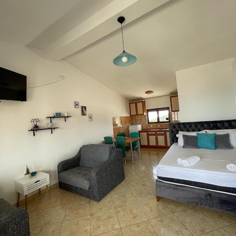 Apartments Tara Улцинь Екстер'єр фото