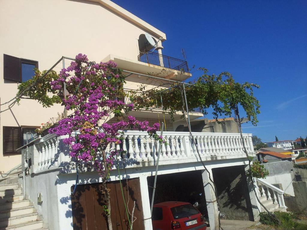 Apartments Tara Улцинь Екстер'єр фото